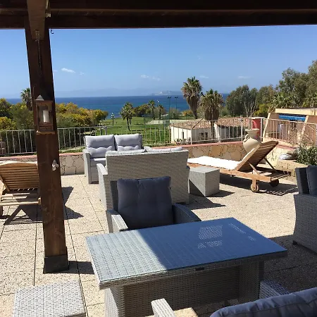 La Dolce Vita On The Beach Bed and breakfast