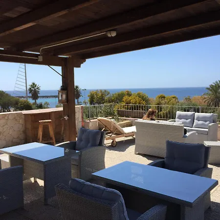 La Dolce Vita On The Beach Capitana