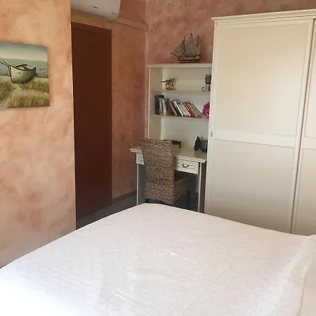 Bed and breakfast La Dolce Vita On The Beach *