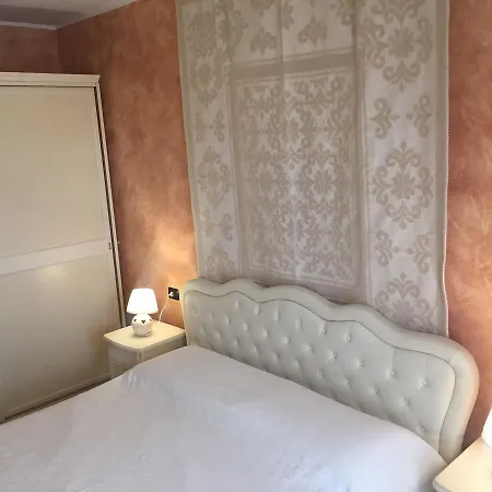 La Dolce Vita On The Beach Bed and breakfast Capitana