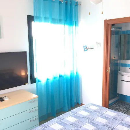 Bed and breakfast La Dolce Vita On The Beach *